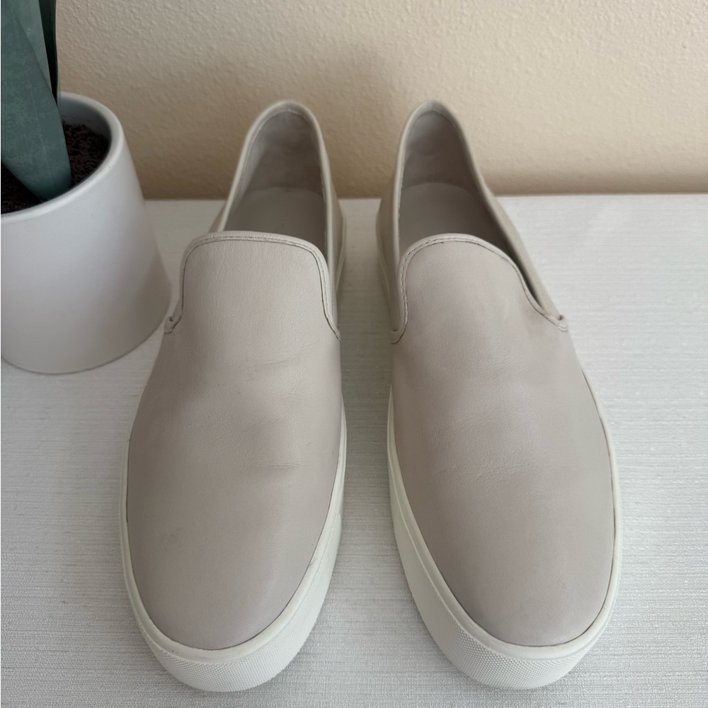 VINCE Light Gray Leather Slip-On Platform Casual
Sneakers - Picture 2 of 11